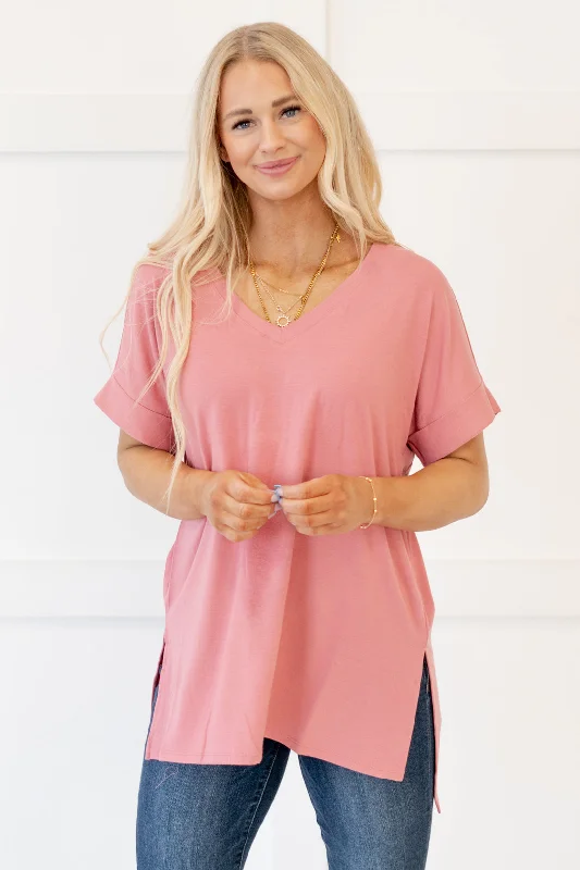 Hot mama tee! High Low Hem V Neck Top