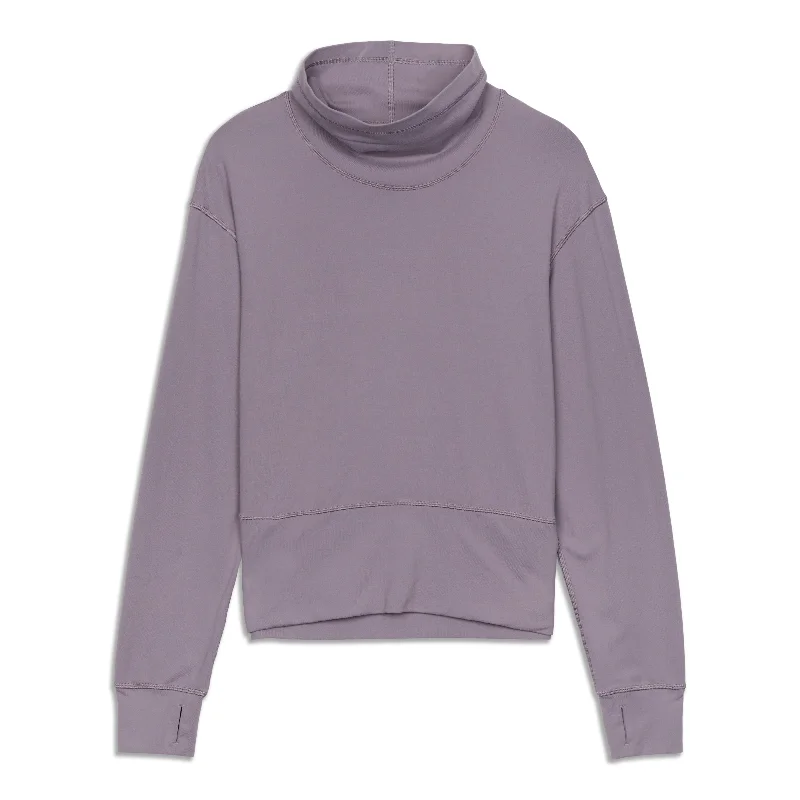 Ready to Rulu Pullover