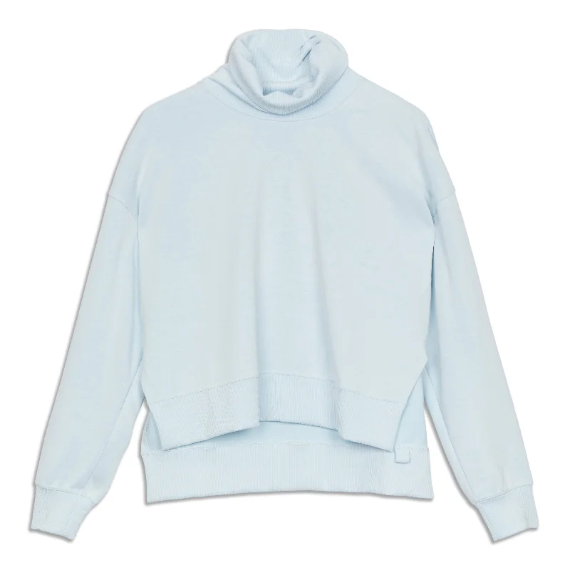 Softstreme Turtleneck Pullover - Resale