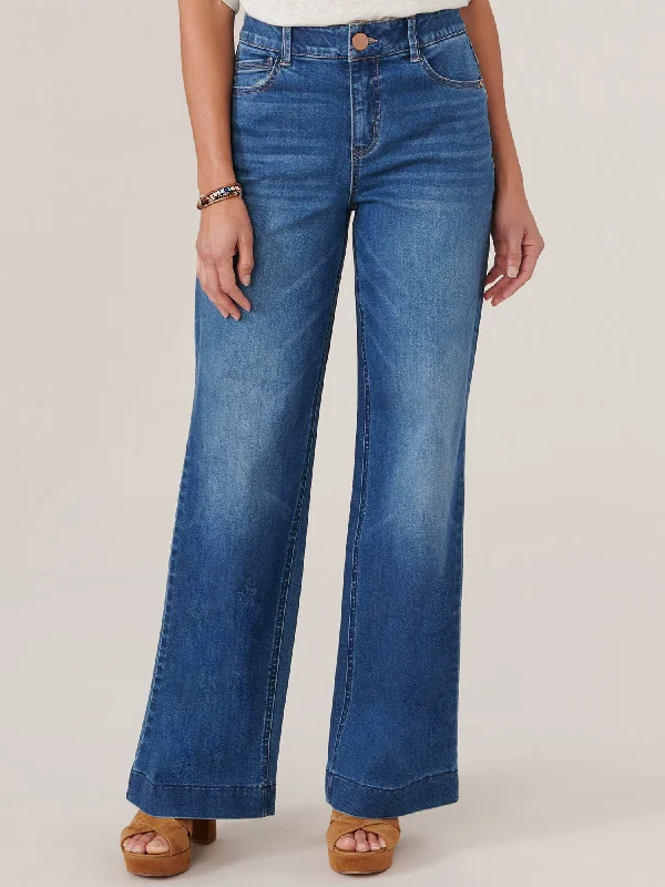 "Ab"solution® High Rise Wide Leg Petite Jean